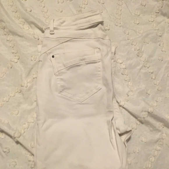 White Pants - Picture 1 of 3